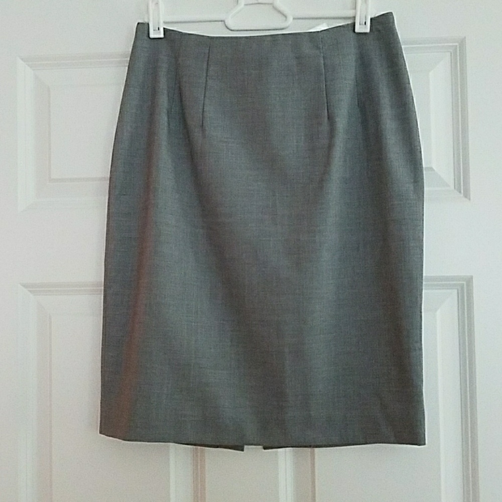 High-waisted pencil skirt
